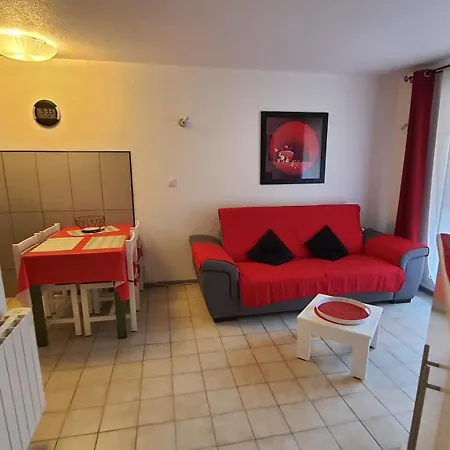 Casa de Férias Joli T2 Climatise 70 Dans Un Ecrin De Verdure 04000 Digne-les-Bains
